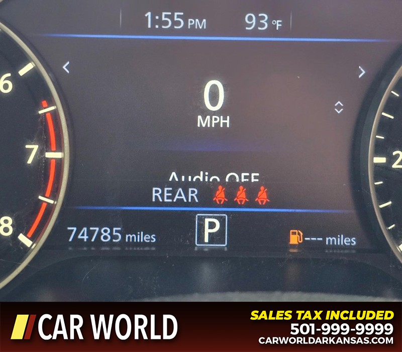 Nissan Altima Vehicle Full-screen Gallery Image 16