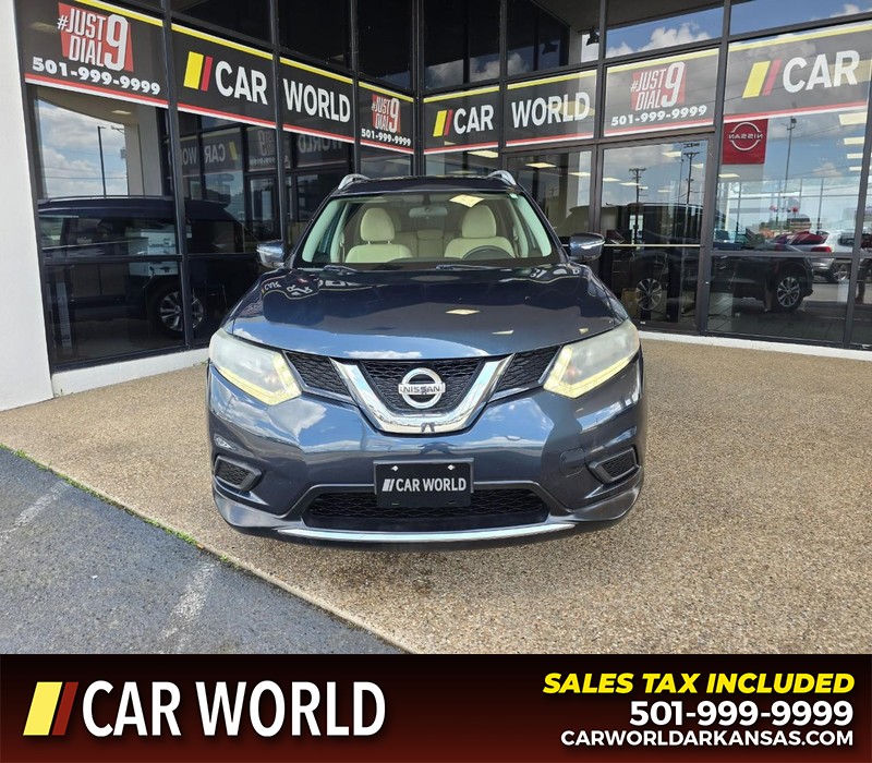 Nissan Rogue Vehicle Full-screen Gallery Image 2