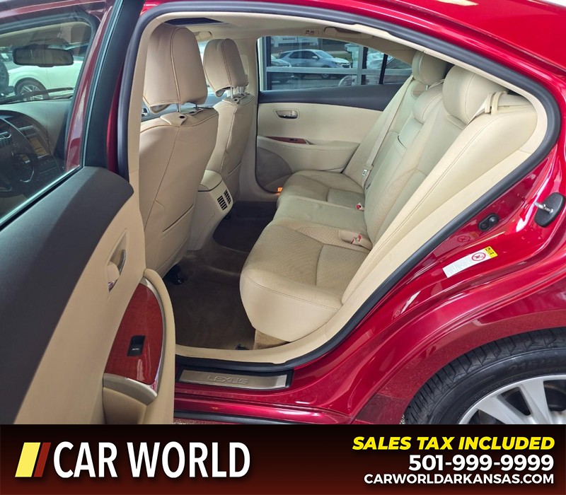 Lexus ES 350 Vehicle Full-screen Gallery Image 10