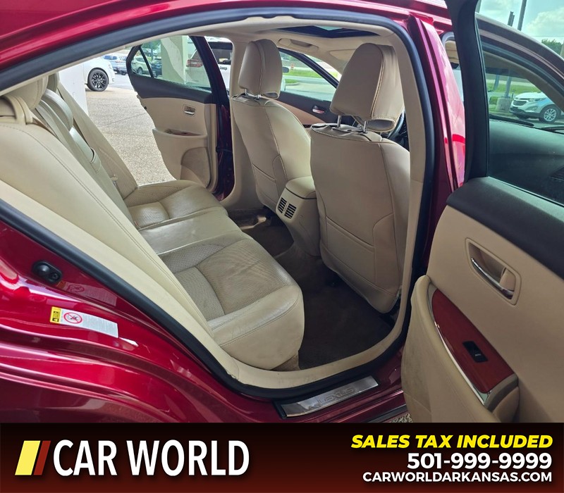 Lexus ES 350 Vehicle Full-screen Gallery Image 12