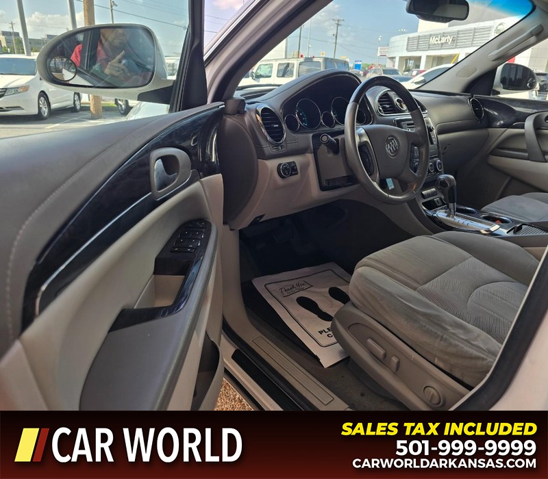 Buick Enclave Vehicle Full-screen Gallery Image 7