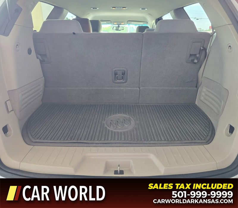 Buick Enclave Vehicle Full-screen Gallery Image 16