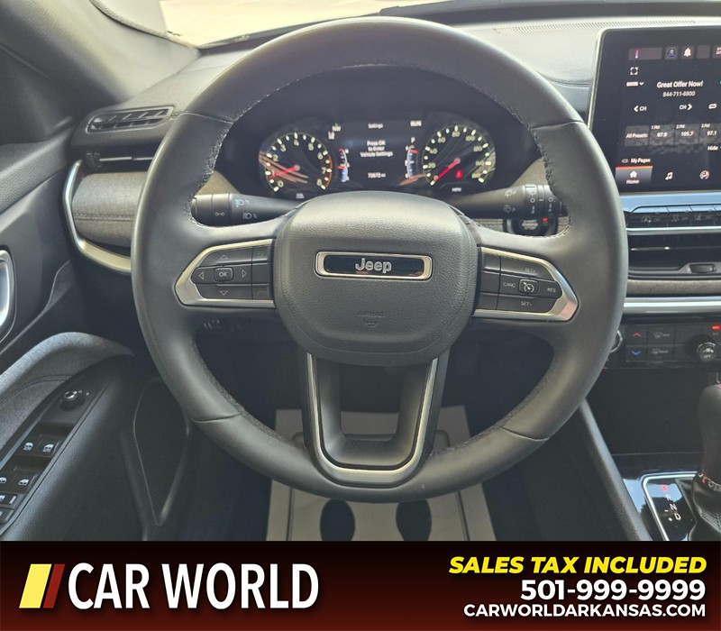 Jeep Compass Vehicle Full-screen Gallery Image 16