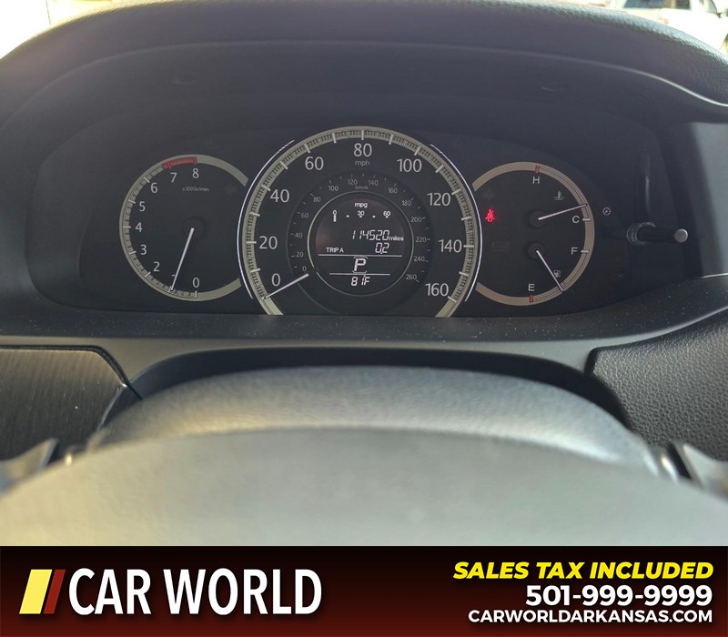 Honda Accord Sedan Vehicle Full-screen Gallery Image 16