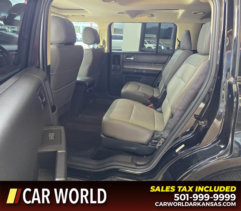 Ford Flex Vehicle Full-screen Gallery Image 11