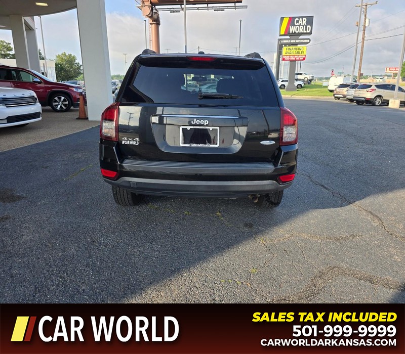 Jeep Compass Vehicle Full-screen Gallery Image 5