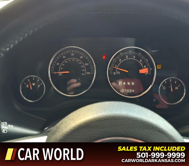 Jeep Compass Vehicle Full-screen Gallery Image 17