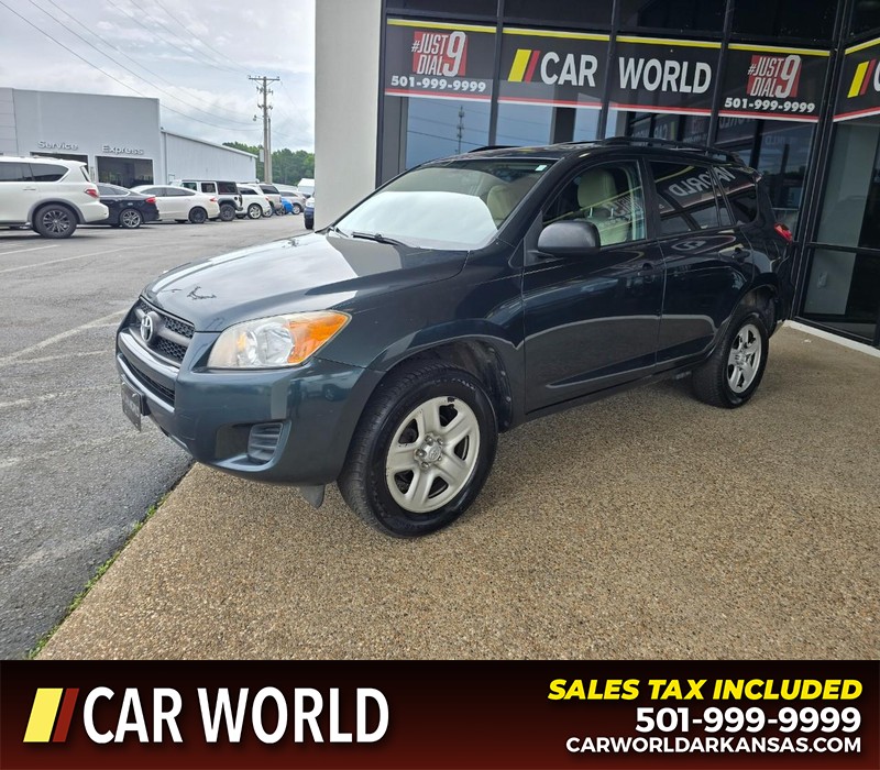 Toyota RAV4 Vehicle Full-screen Gallery Image 3