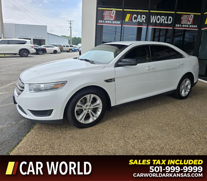 Ford Taurus Vehicle Full-screen Gallery Image 3