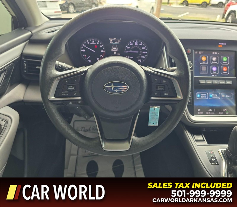 Subaru Legacy Vehicle Full-screen Gallery Image 15