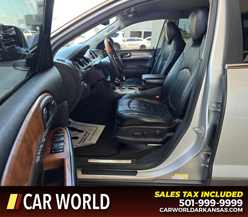 Buick Enclave Vehicle Full-screen Gallery Image 8