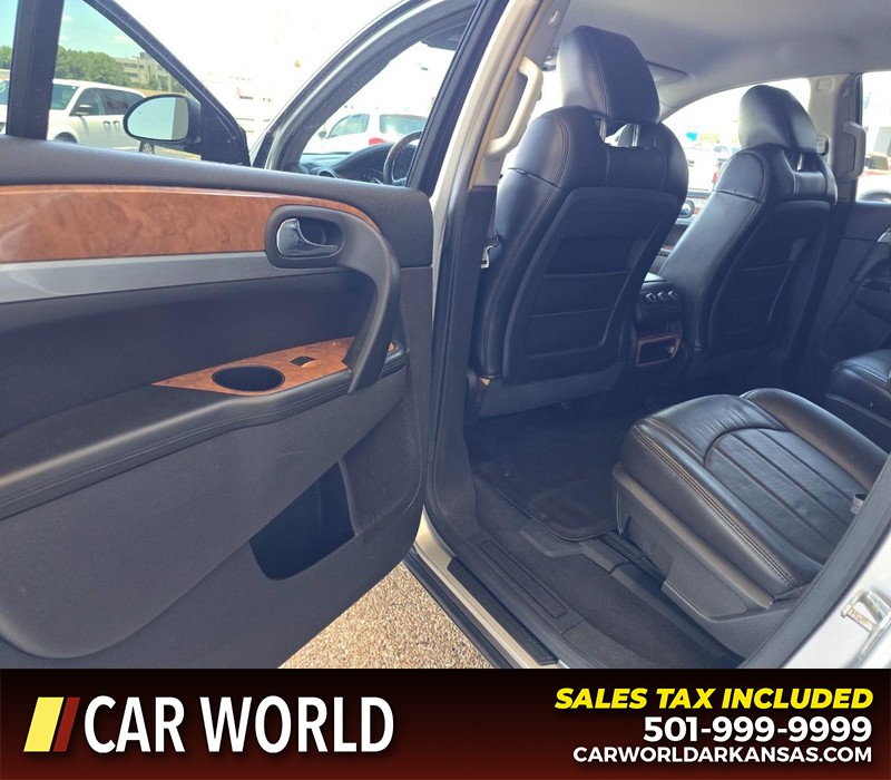 Buick Enclave Vehicle Full-screen Gallery Image 9