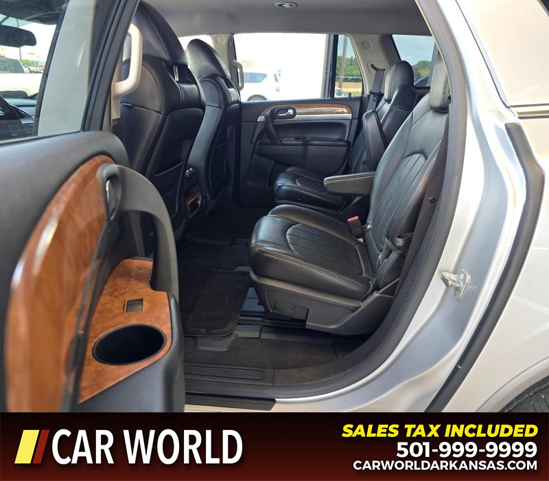 Buick Enclave Vehicle Full-screen Gallery Image 10