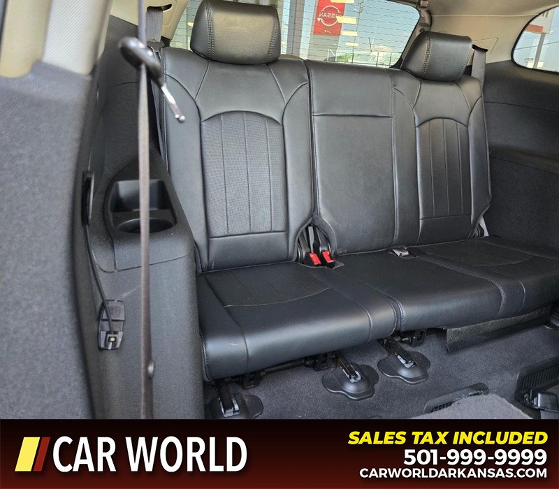 Buick Enclave Vehicle Full-screen Gallery Image 14
