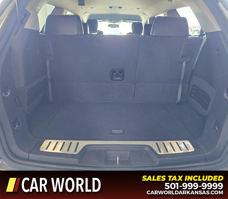 Buick Enclave Vehicle Full-screen Gallery Image 15