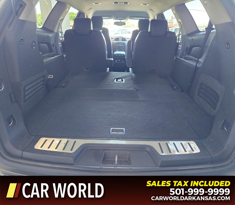 Buick Enclave Vehicle Full-screen Gallery Image 16
