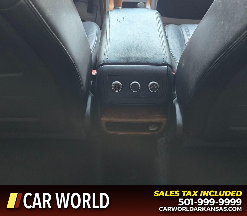 Buick Enclave Vehicle Full-screen Gallery Image 22