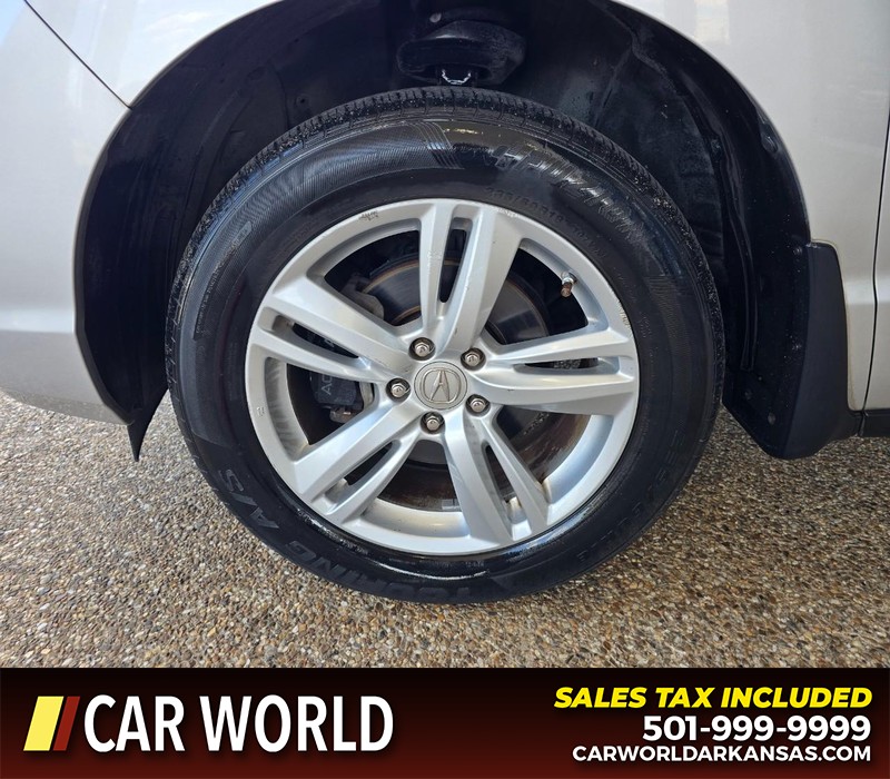 Acura RDX Vehicle Full-screen Gallery Image 6