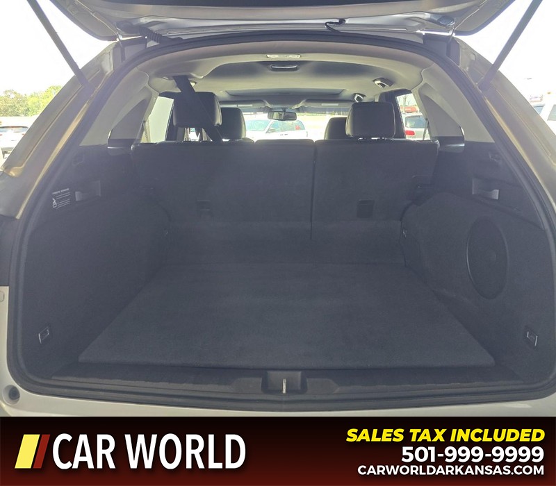 Acura RDX Vehicle Full-screen Gallery Image 13