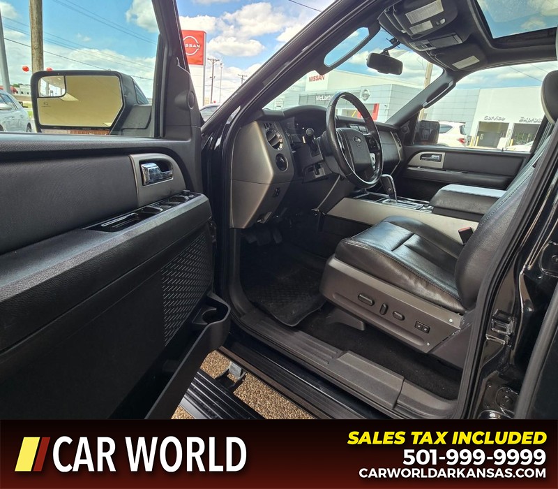Ford Expedition EL Vehicle Full-screen Gallery Image 7
