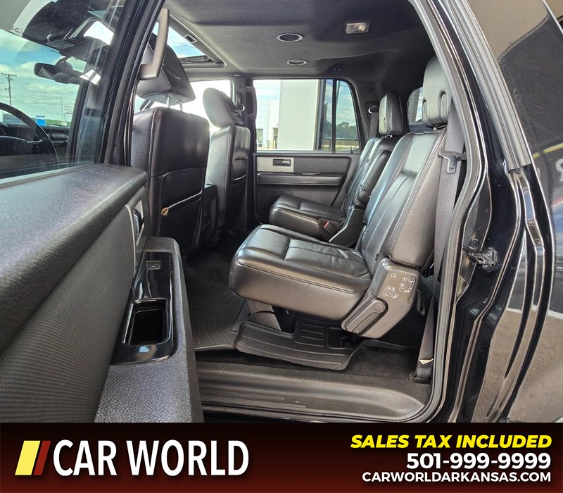 Ford Expedition EL Vehicle Full-screen Gallery Image 10