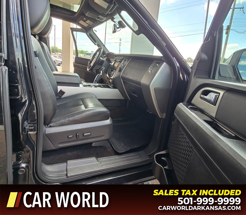Ford Expedition EL Vehicle Full-screen Gallery Image 12