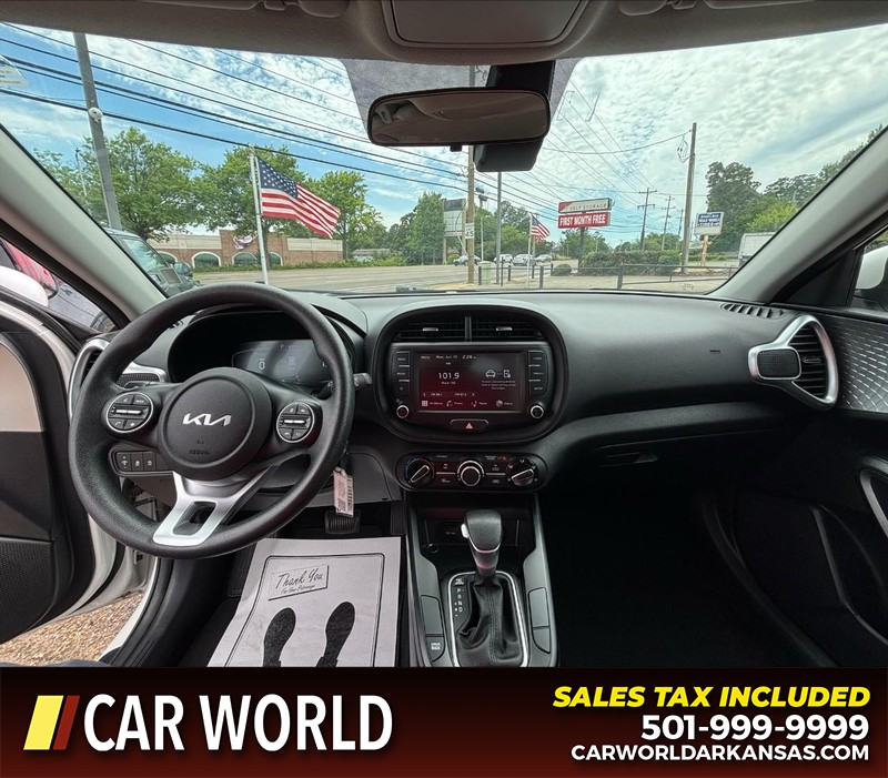 Kia Soul Vehicle Full-screen Gallery Image 11
