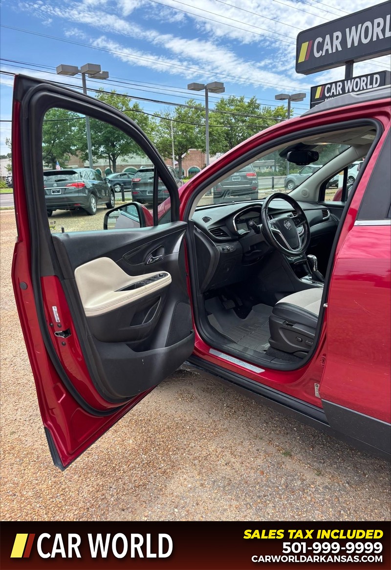 Buick Encore Vehicle Full-screen Gallery Image 13