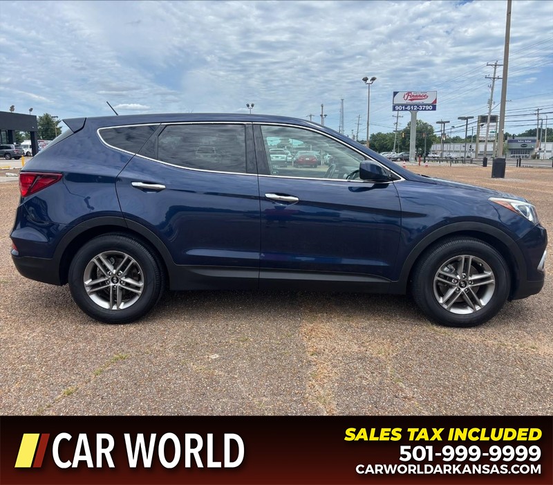 Hyundai Santa Fe Sport Vehicle Full-screen Gallery Image 2