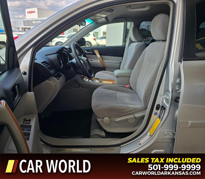 Toyota Highlander Hybrid Vehicle Full-screen Gallery Image 8