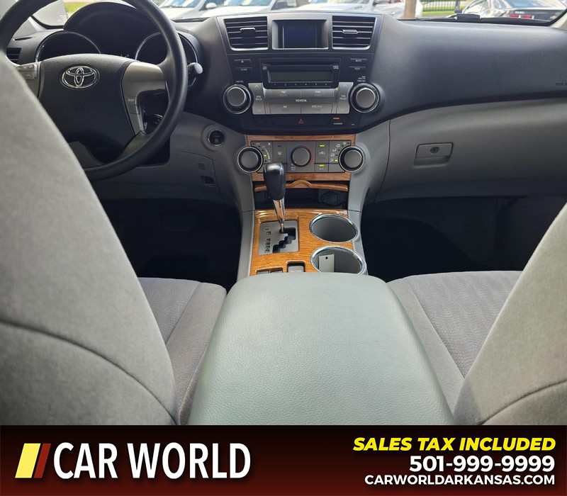 Toyota Highlander Hybrid Vehicle Full-screen Gallery Image 18