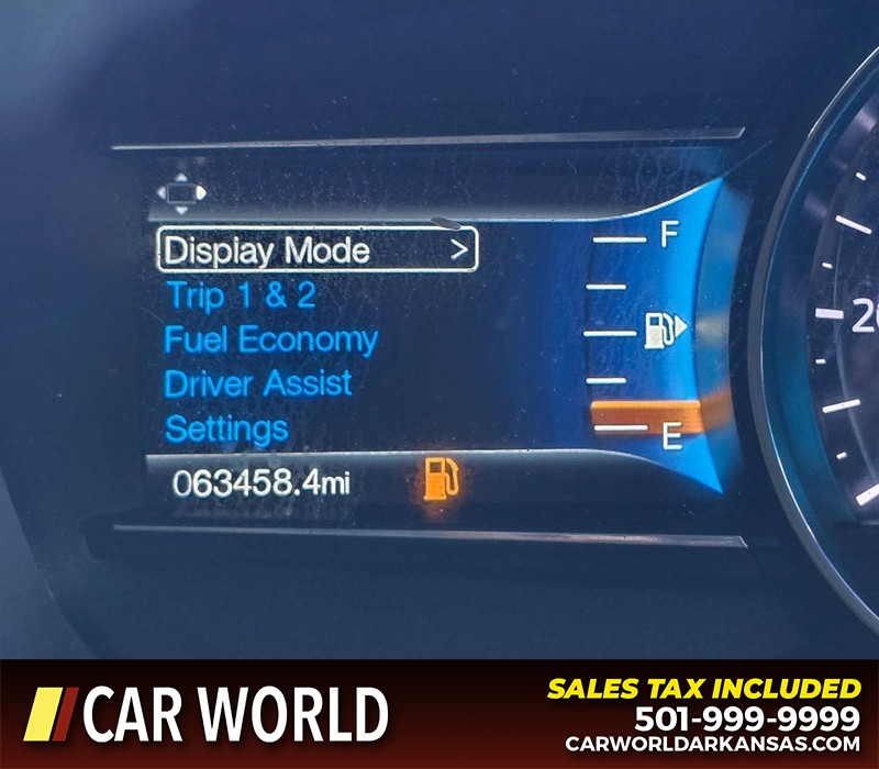 Ford Explorer Vehicle Full-screen Gallery Image 20