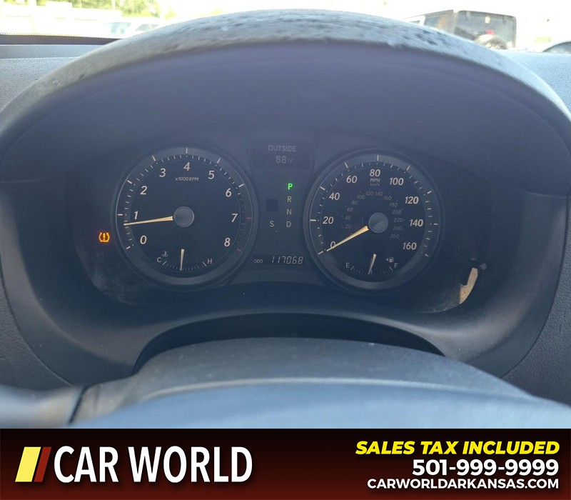 Lexus ES 350 Vehicle Full-screen Gallery Image 17