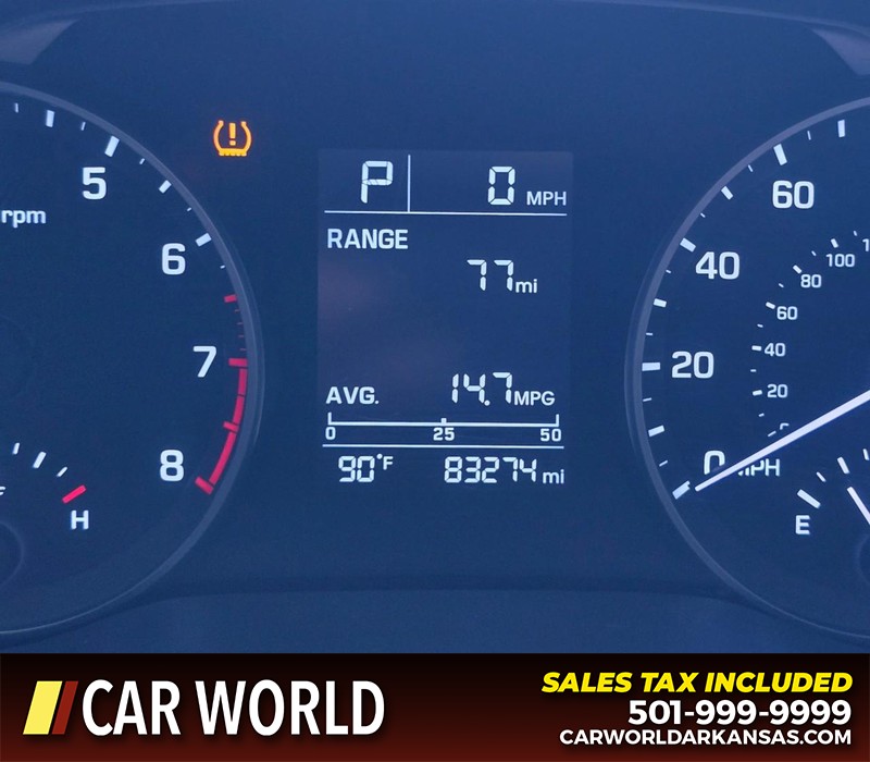 Hyundai Elantra Vehicle Full-screen Gallery Image 16