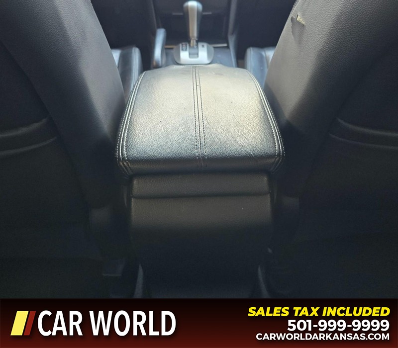 Honda Accord Sedan Vehicle Full-screen Gallery Image 20