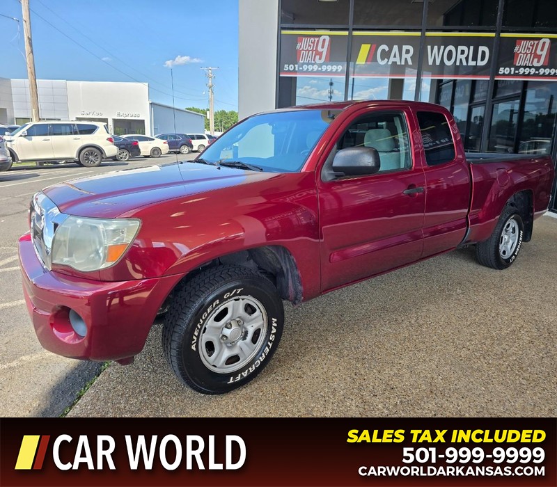 Toyota Tacoma Vehicle Full-screen Gallery Image 3