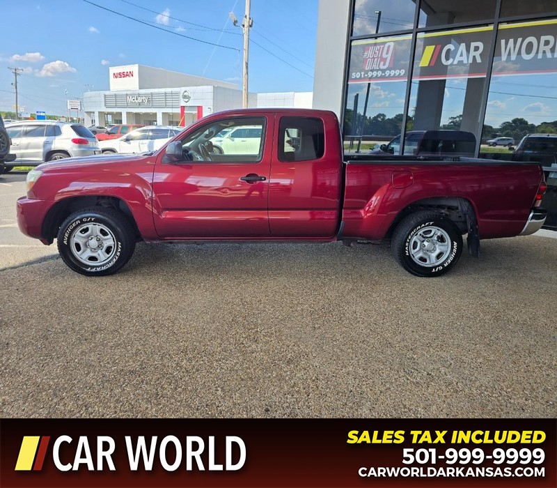 Toyota Tacoma Vehicle Full-screen Gallery Image 4
