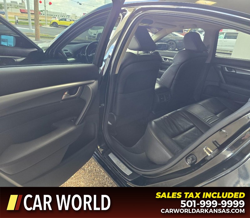 Acura TL Vehicle Full-screen Gallery Image 9
