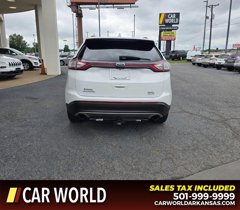 Ford Edge Vehicle Full-screen Gallery Image 5