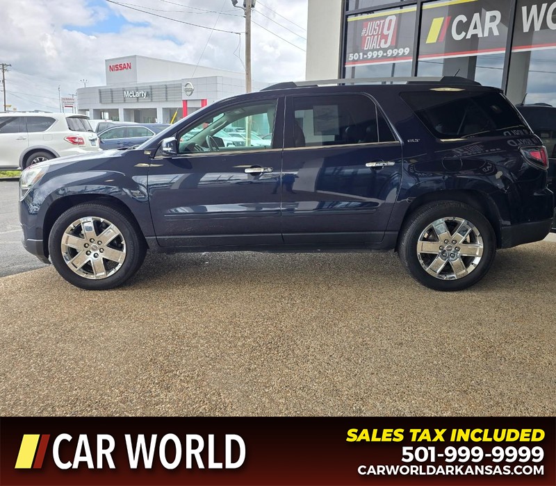 GMC Acadia Limited Vehicle Full-screen Gallery Image 4