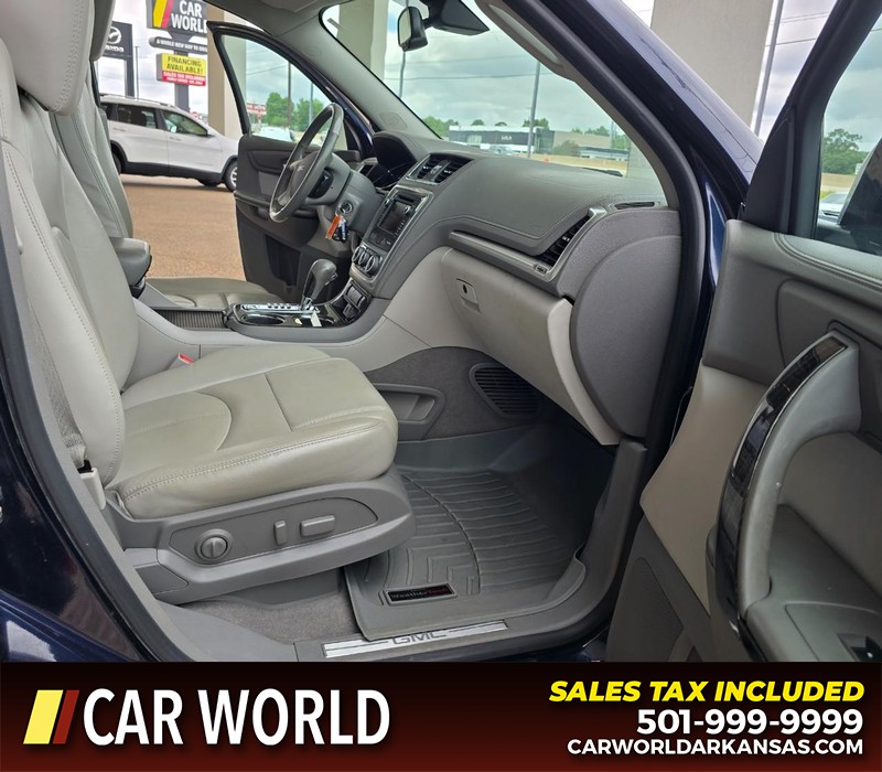 GMC Acadia Limited Vehicle Full-screen Gallery Image 12