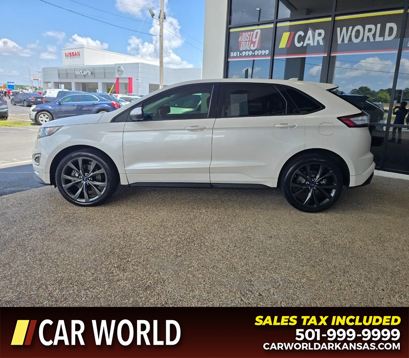 Ford Edge Vehicle Full-screen Gallery Image 4