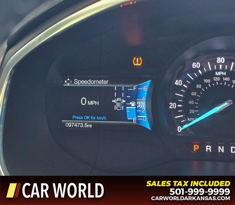 Ford Edge Vehicle Full-screen Gallery Image 17
