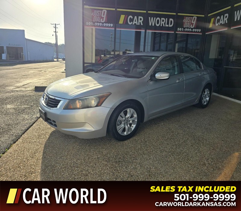 Honda Accord Sedan Vehicle Full-screen Gallery Image 3