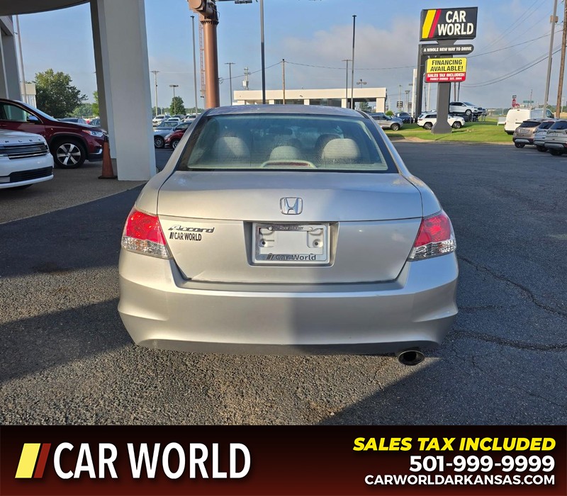 Honda Accord Sedan Vehicle Full-screen Gallery Image 5