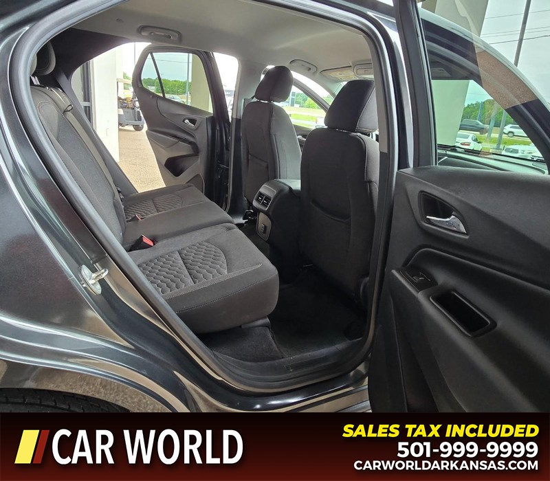 Chevrolet Equinox Vehicle Full-screen Gallery Image 12