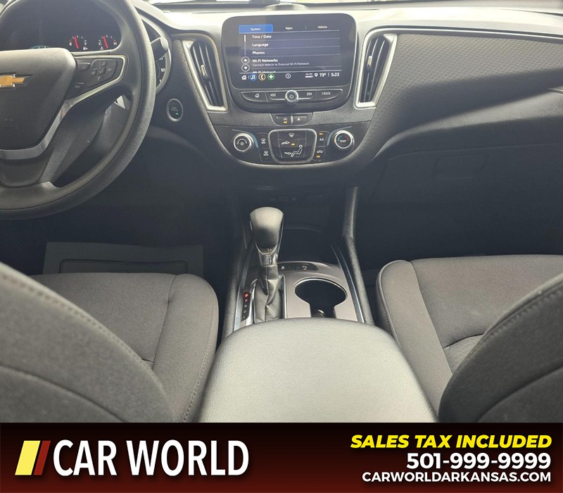 Chevrolet Malibu Vehicle Full-screen Gallery Image 18