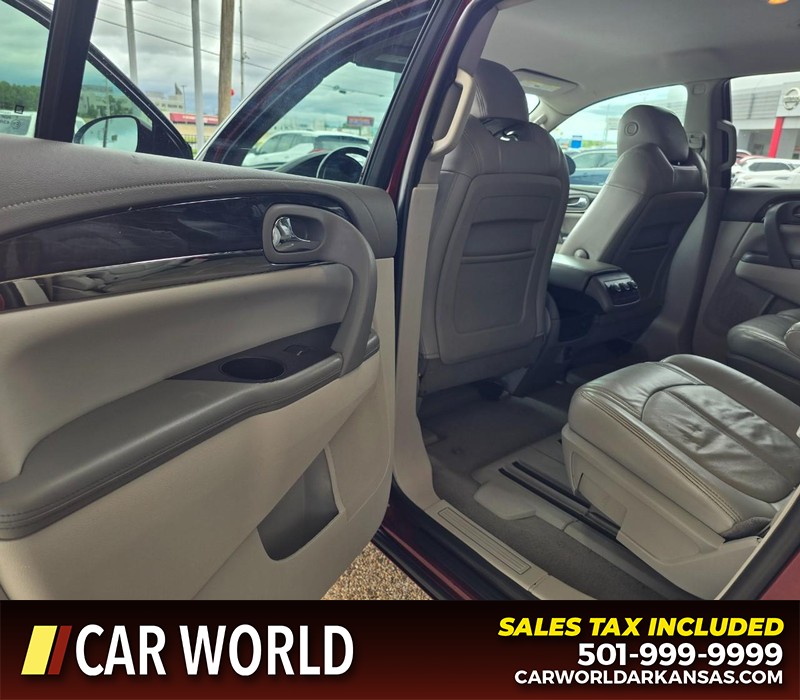 Buick Enclave Vehicle Full-screen Gallery Image 9