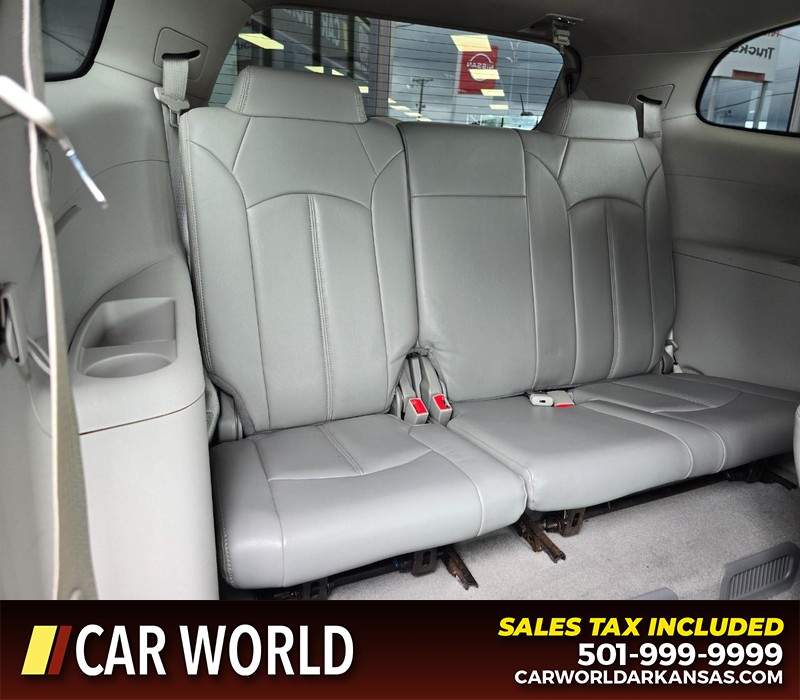 Buick Enclave Vehicle Full-screen Gallery Image 14