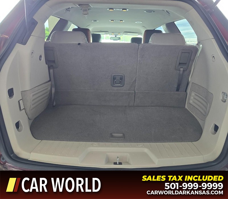 Buick Enclave Vehicle Full-screen Gallery Image 15